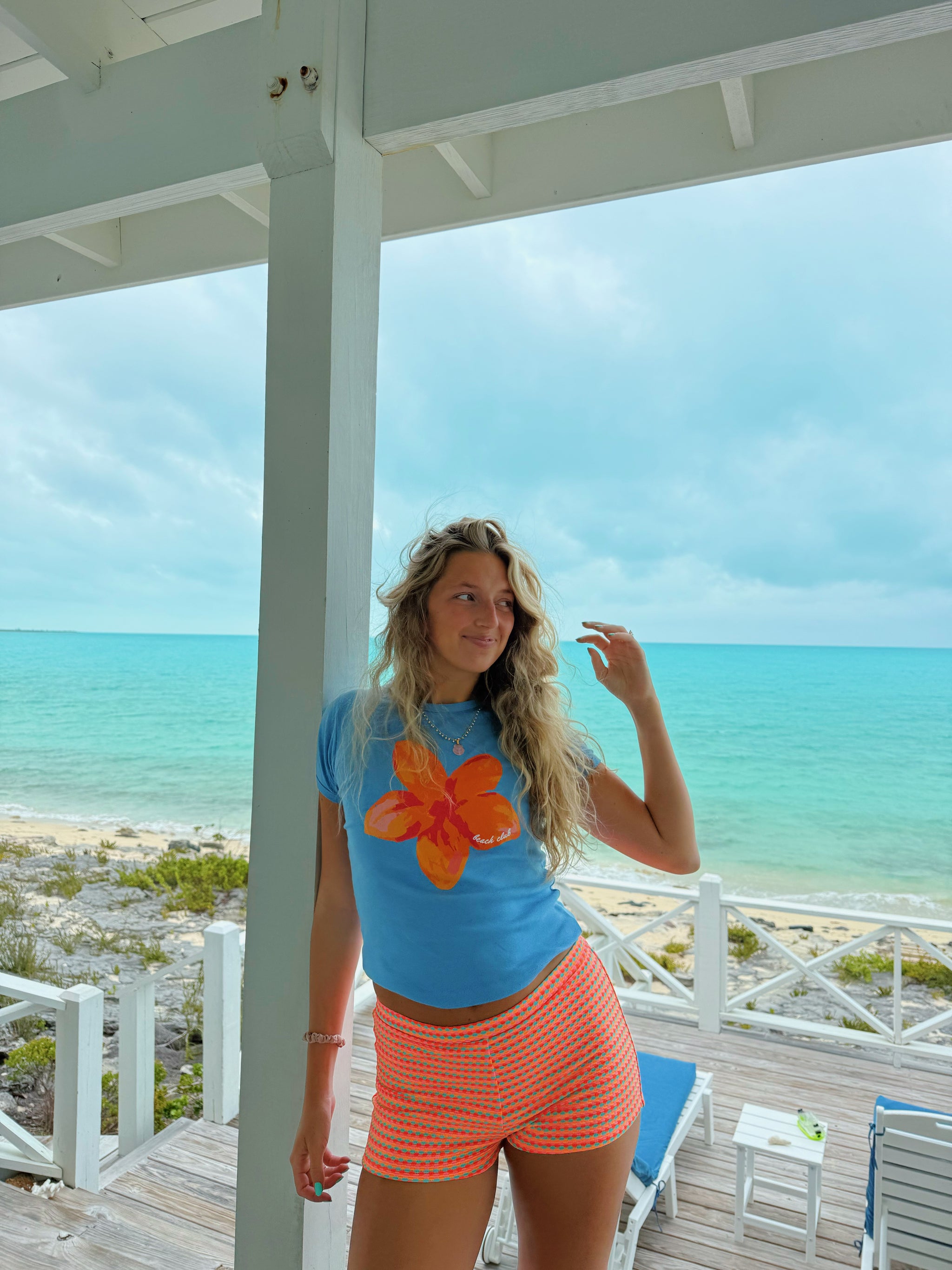 Bahama Blue Flower Tee – The Beach Club Shop